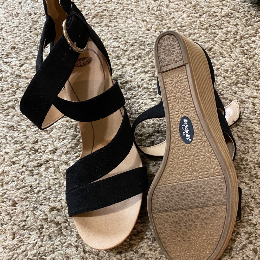 Like New Dr Scholls wedge sandals size 8